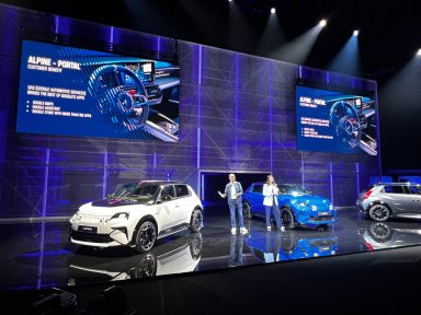 Lancement Alpine Animateur Journaliste d'événement